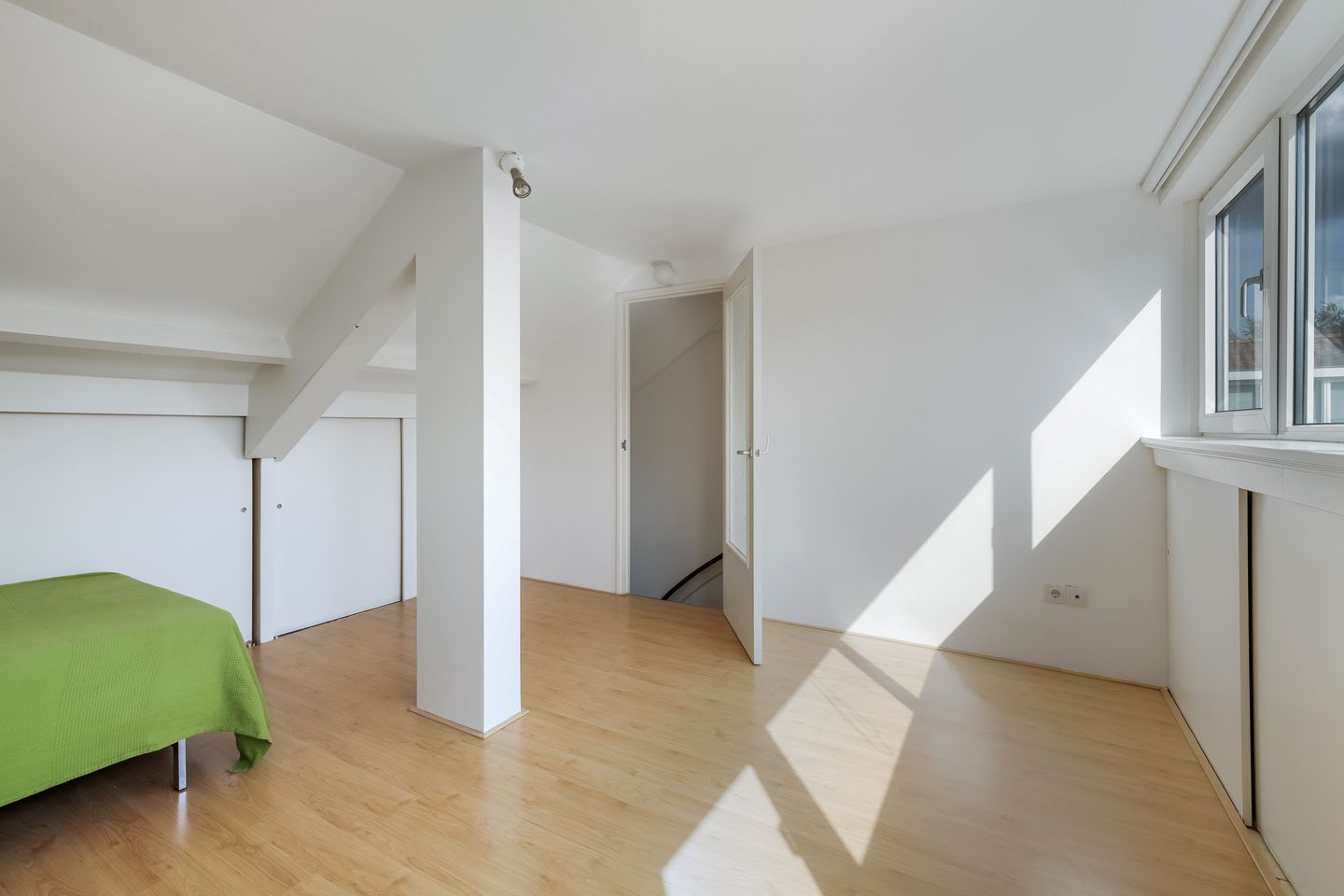 Foto 34 van Catharina van Renneslaan 10