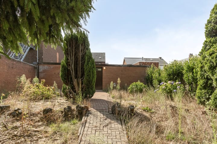 Foto 39 van Dr.Biermansstraat 6