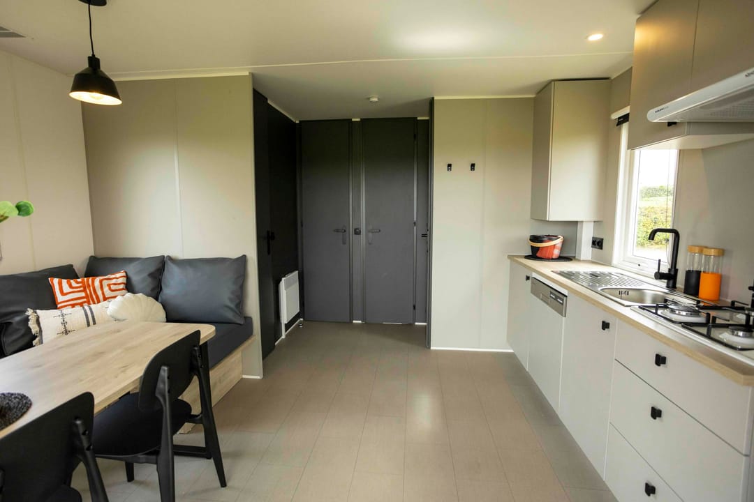 Photo 7 of Oudendijkseweg 25-5