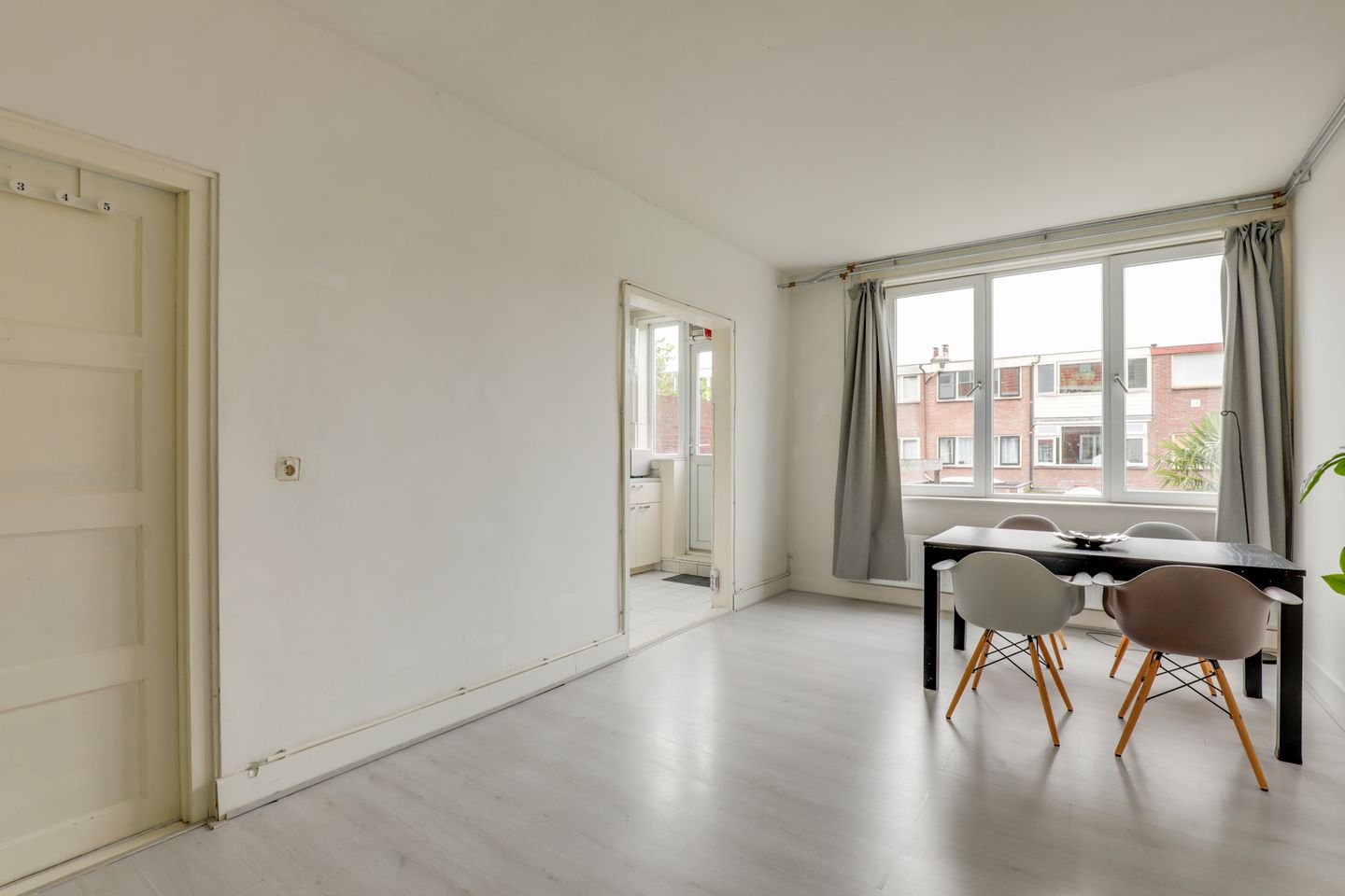 Foto 4 van Burgemeester van Tuyllkade 30-BS