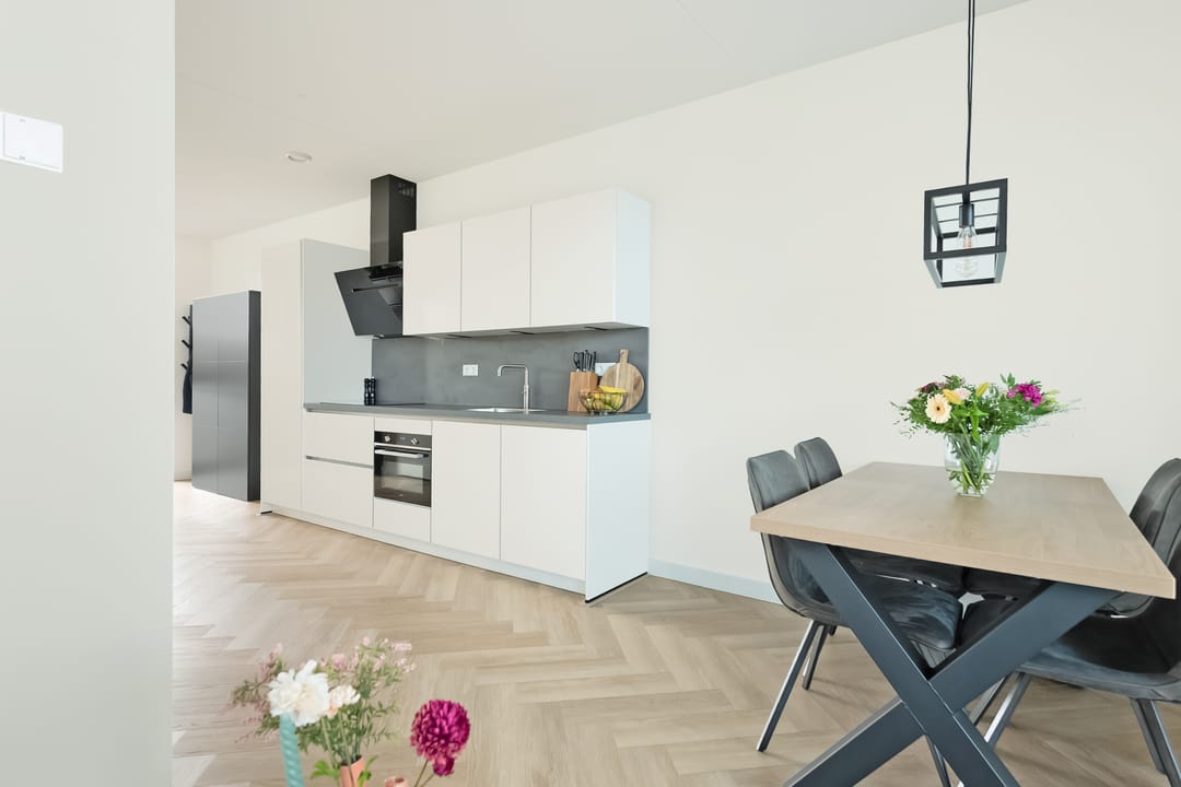 Photo 16 of Nederhemertstraat 41