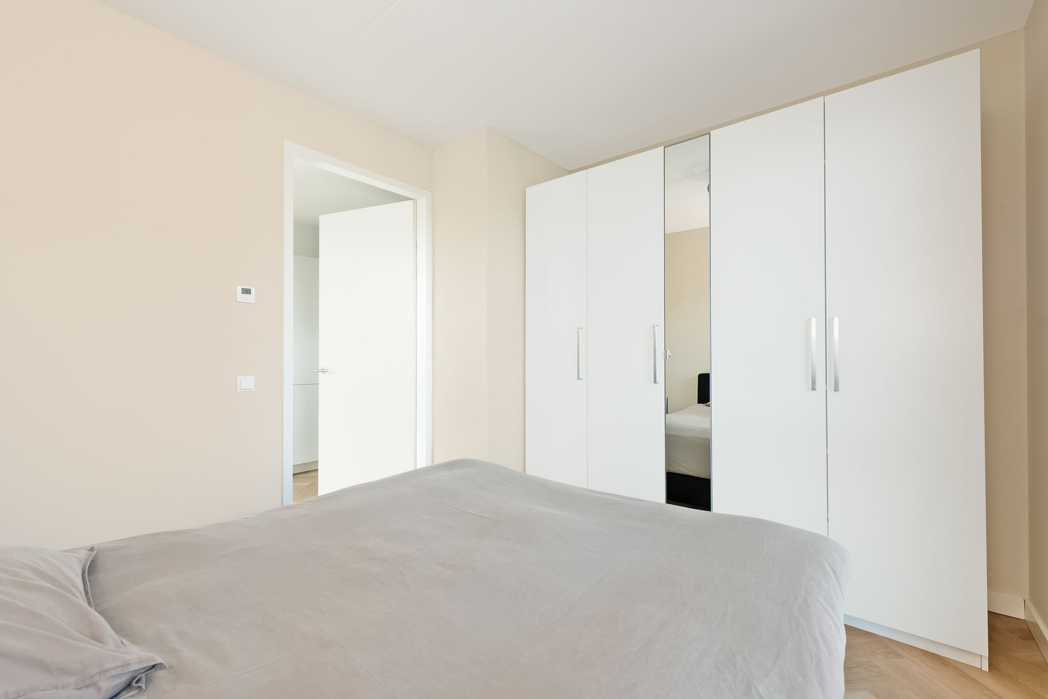 Photo 21 of Nederhemertstraat 41