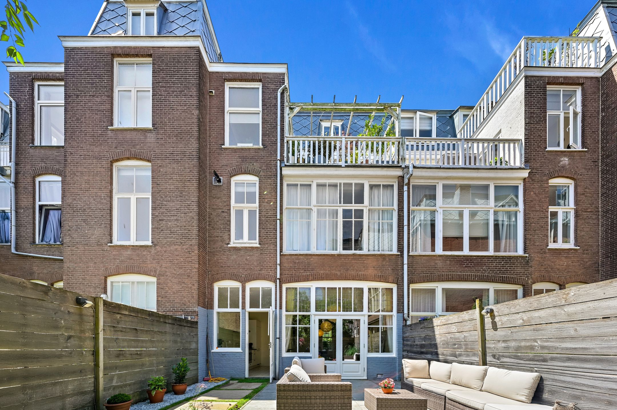 Photo 27 of Laan van Nieuw-Oost-Indië 166