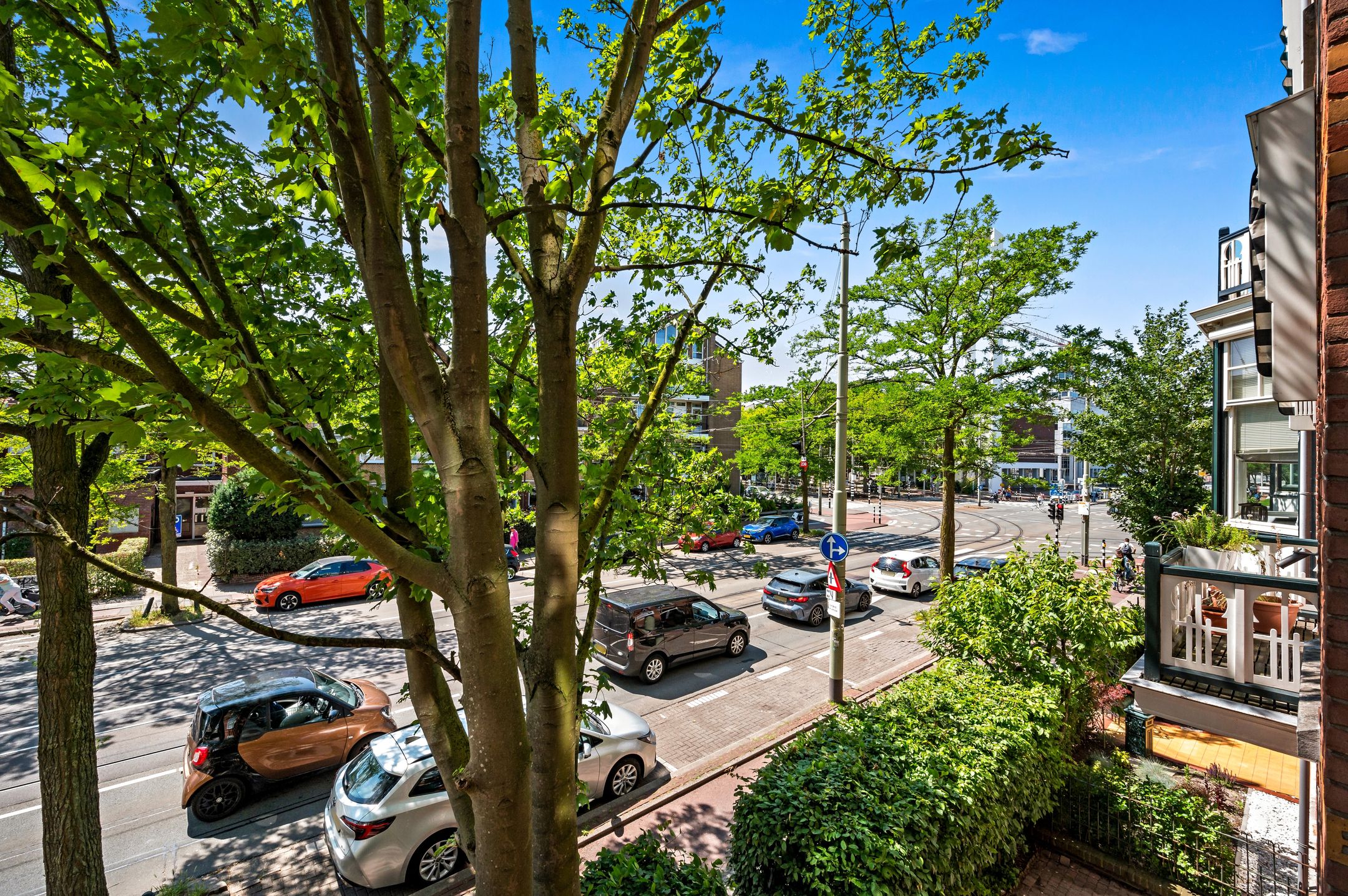 Photo 39 of Laan van Nieuw-Oost-Indië 166