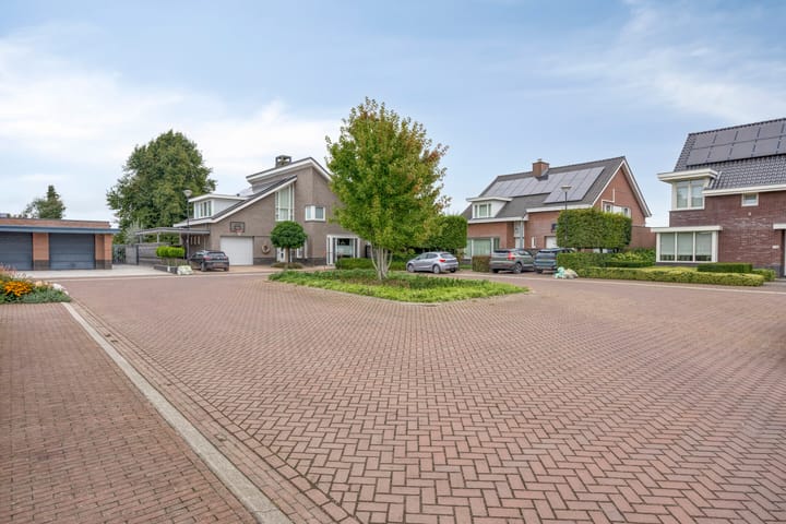 Foto 39 van Burgemeester Loefenstraat 16