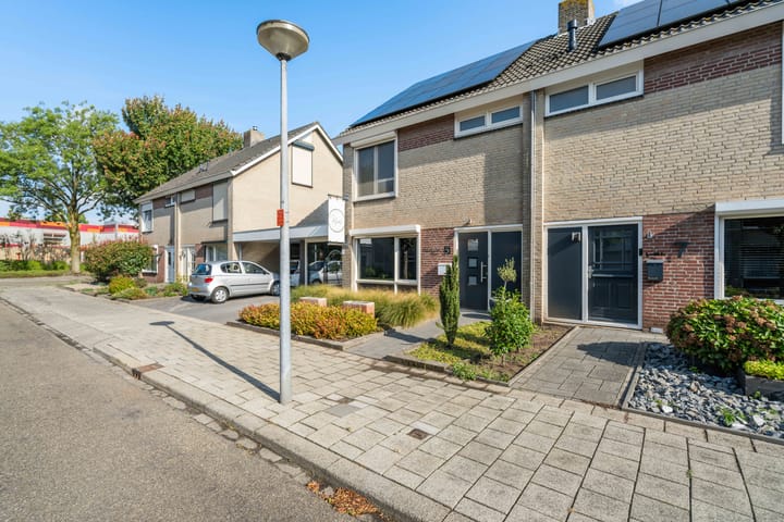 Foto 6 van Saksen Weimarstraat 5