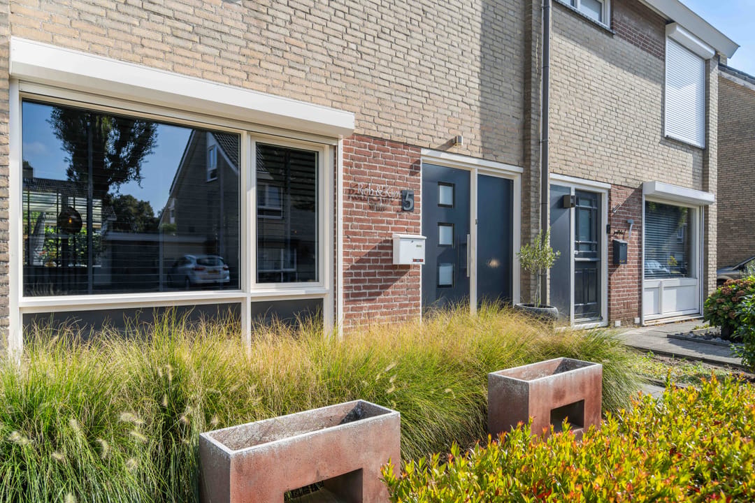 Photo 8 of Saksen Weimarstraat 5