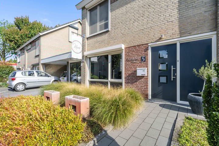 Foto 9 van Saksen Weimarstraat 5