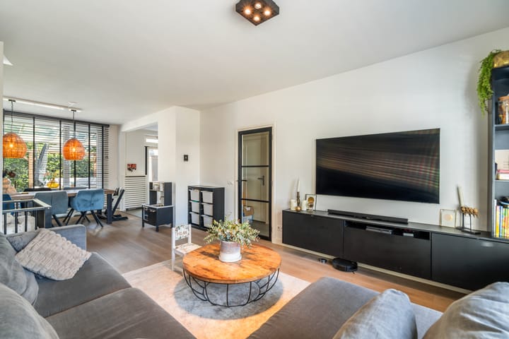 Foto 16 van Saksen Weimarstraat 5