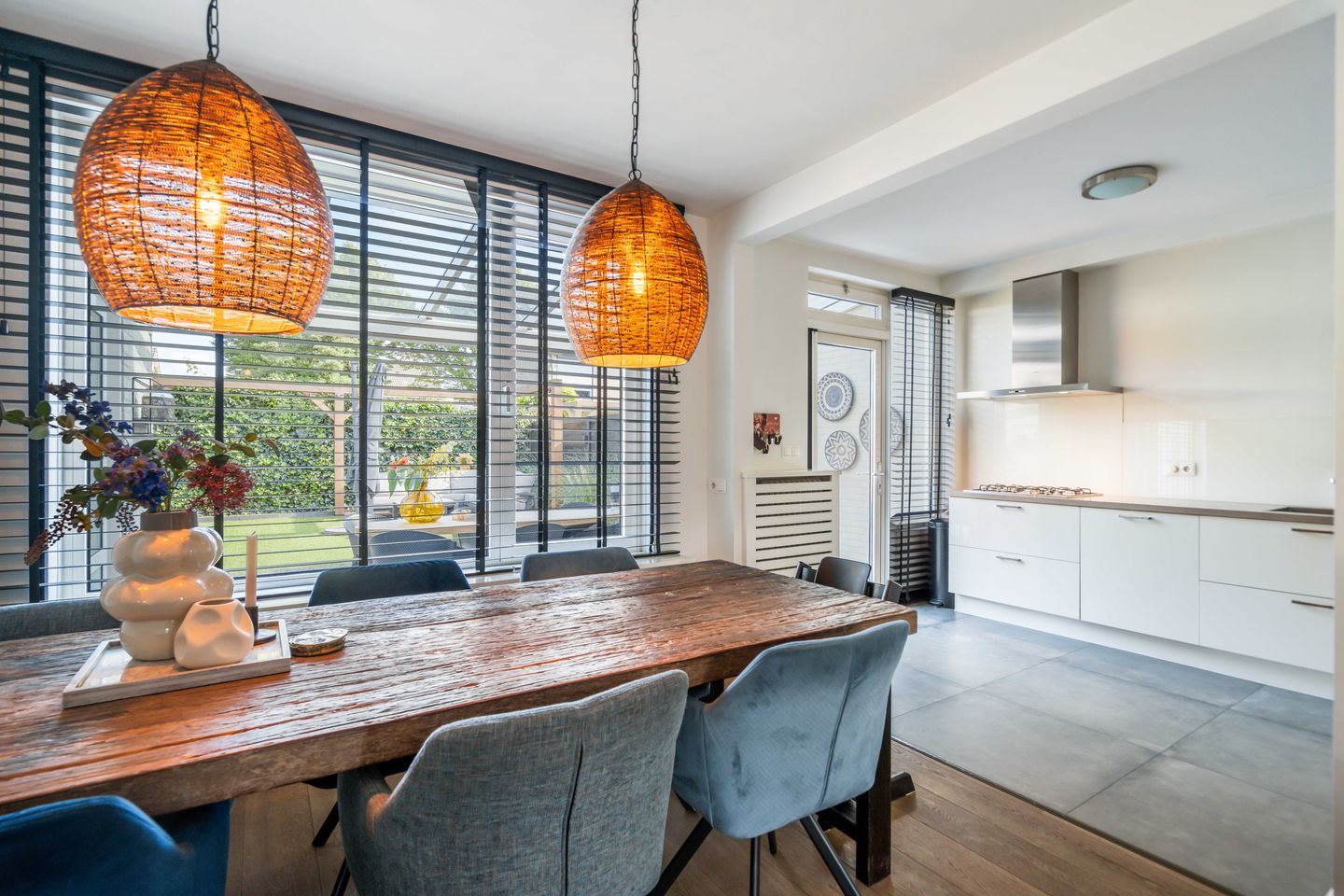 Photo 19 of Saksen Weimarstraat 5