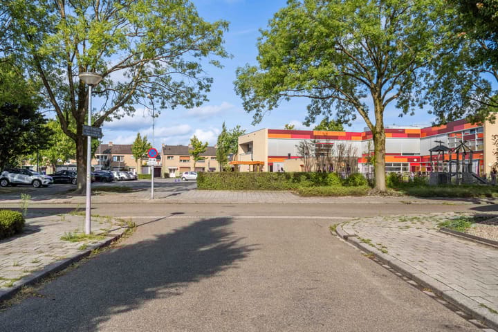 Foto 50 van Saksen Weimarstraat 5