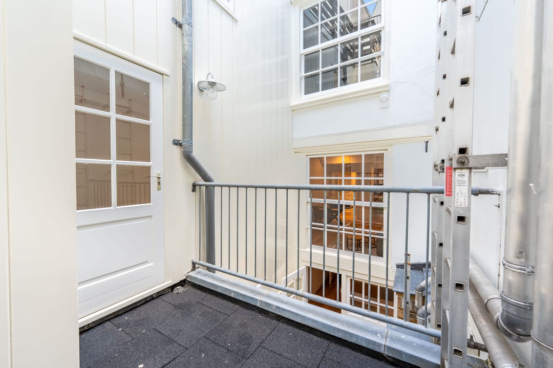 Foto 23 van Oudezijds Voorburgwal 171-C