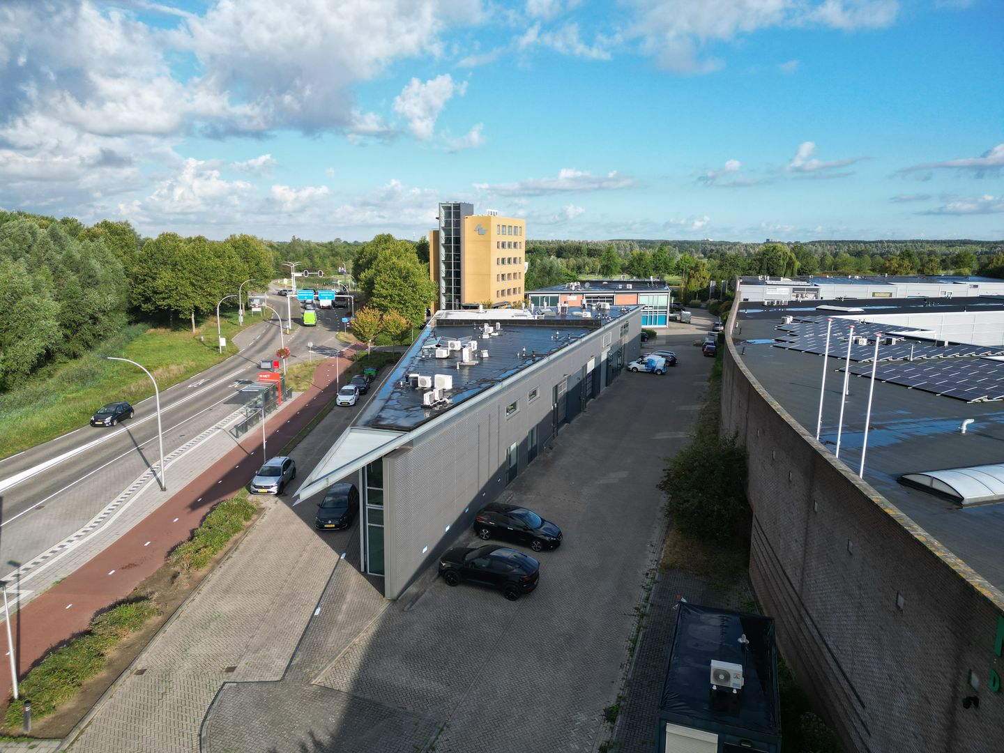 View photo 3 of De Veldoven 2-C