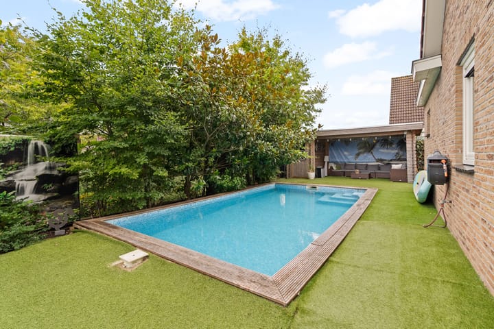 Photo 37 of Aper Bouwmankade 11