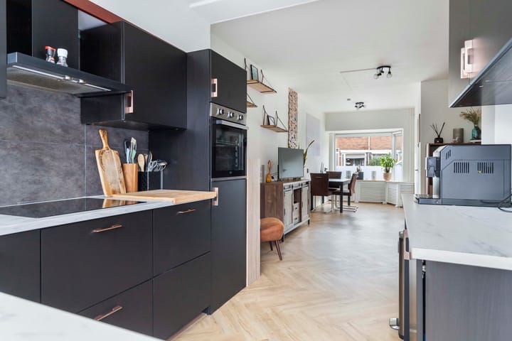 Foto 18 van Haagdoornstraat 57