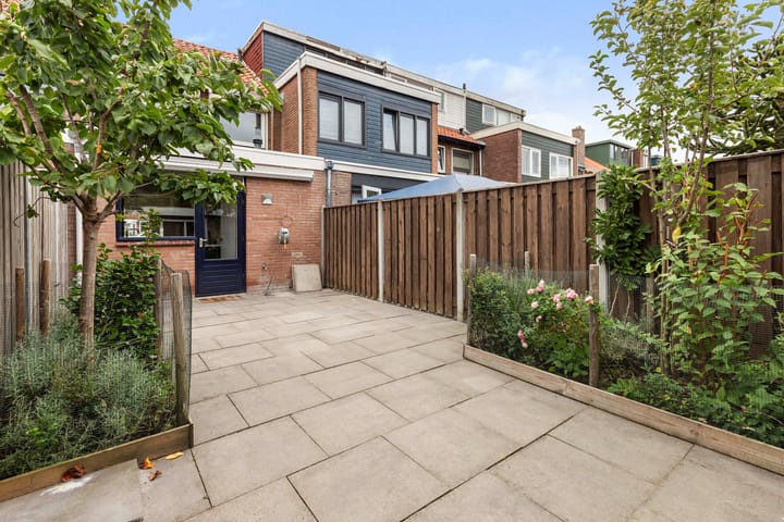 Foto 15 van Haagdoornstraat 57