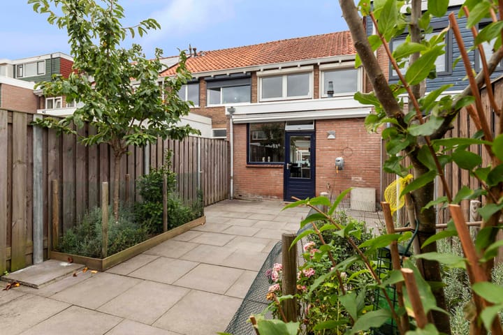 Foto 17 van Haagdoornstraat 57