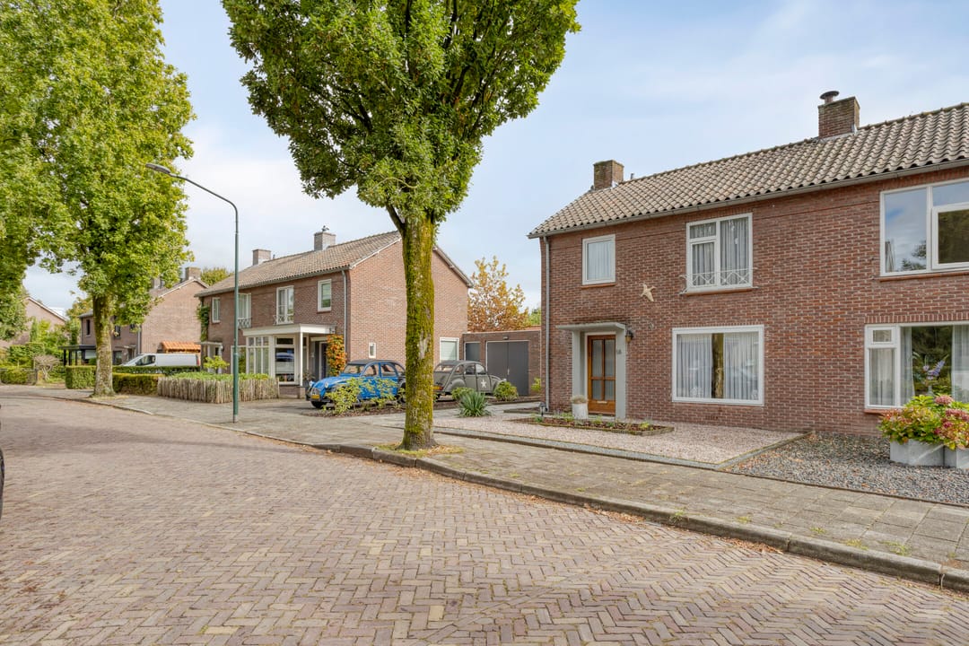 Photo 32 of Nachtegaallaan 16