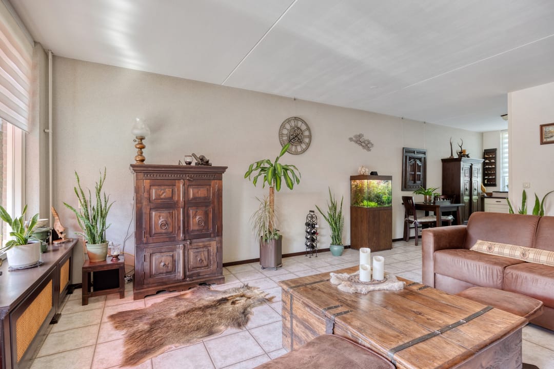 Photo 2 of Schoolstraat 44