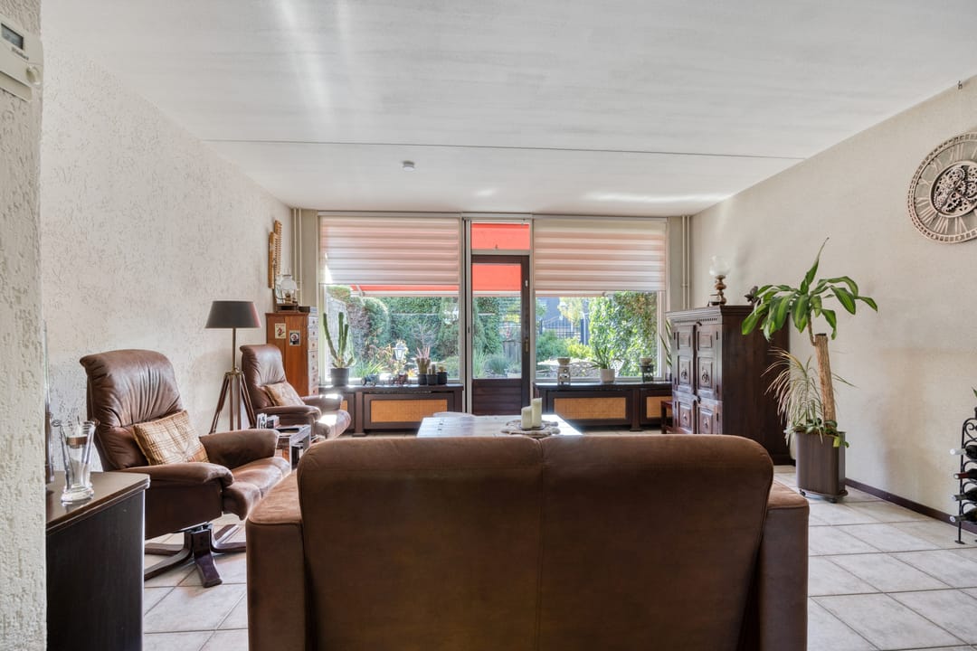 Photo 11 of Schoolstraat 44