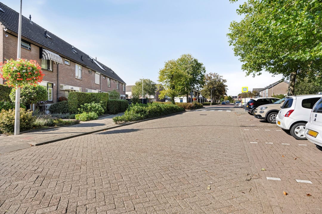 Photo 31 of Schoolstraat 44