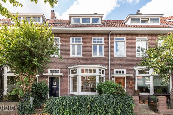 Photo 1 of Van Nesstraat 79