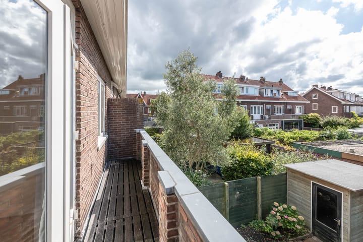 Photo 22 of Van Nesstraat 79