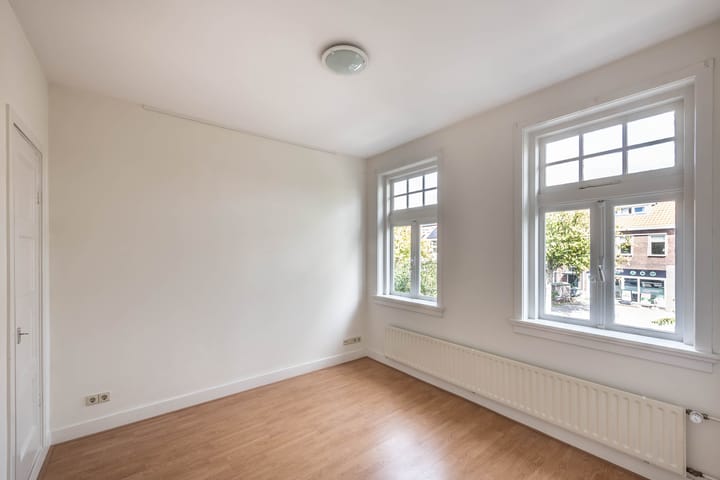 Photo 25 of Van Nesstraat 79