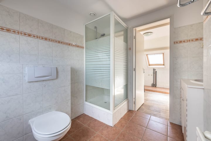 Photo 40 of Van Nesstraat 79