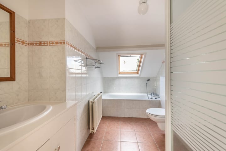 Photo 41 of Van Nesstraat 79