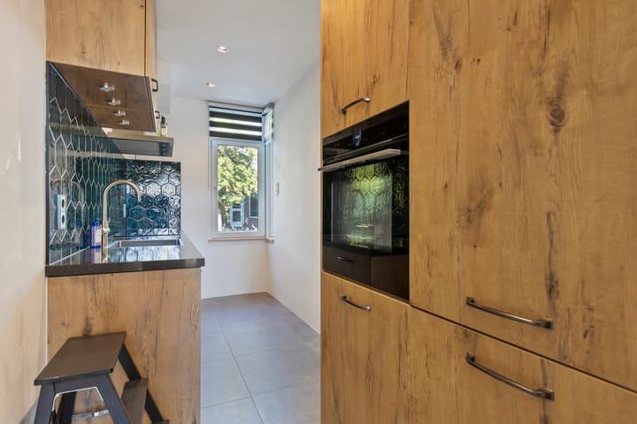 Foto 16 van Cornelis Blaakstraat 6