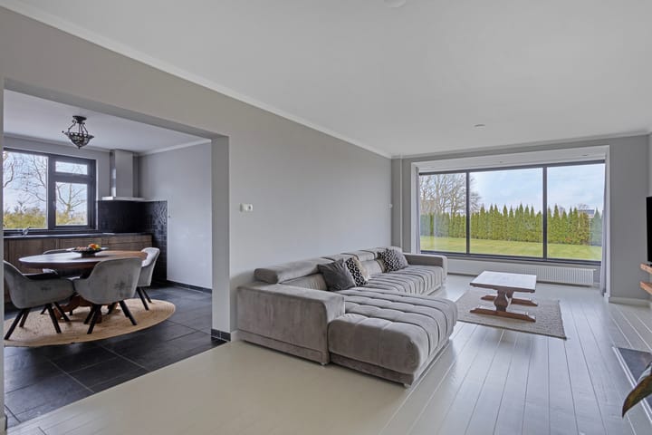 Photo 4 of Provincialeweg 36