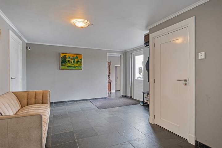 Photo 11 of Provincialeweg 36