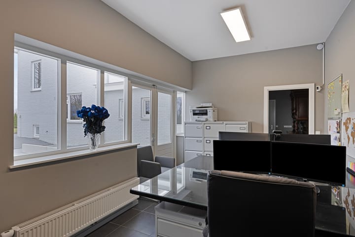 Photo 38 of Provincialeweg 36