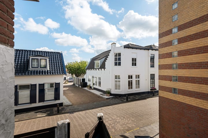 Foto 3 van Schoolstraat 72