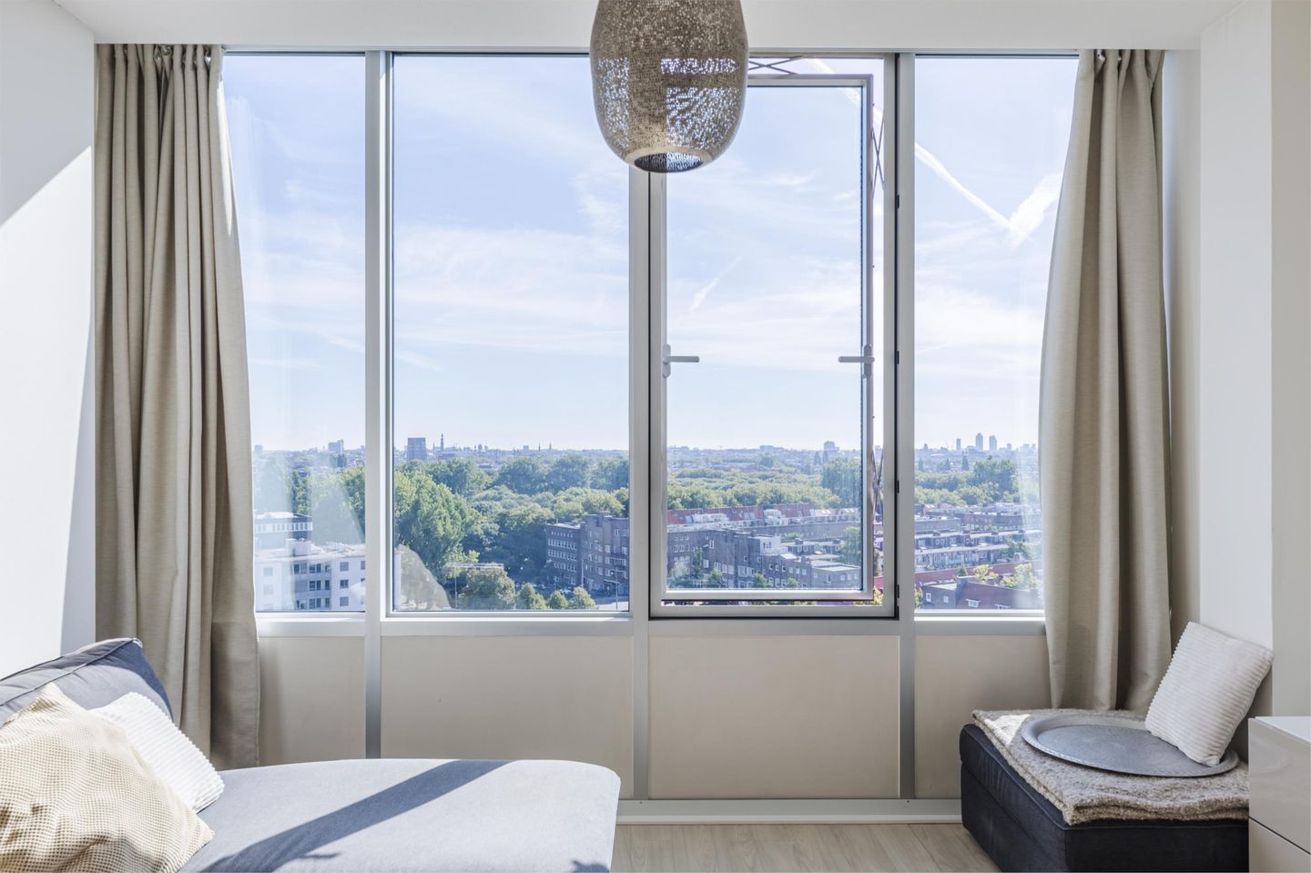 Photo 10 of Bos en Lommerplantsoen 113-E