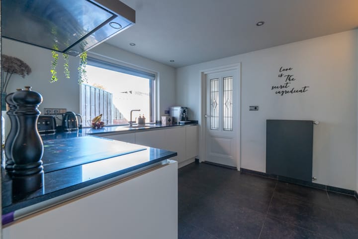 Foto 17 van 2e Lambertusstraat 26