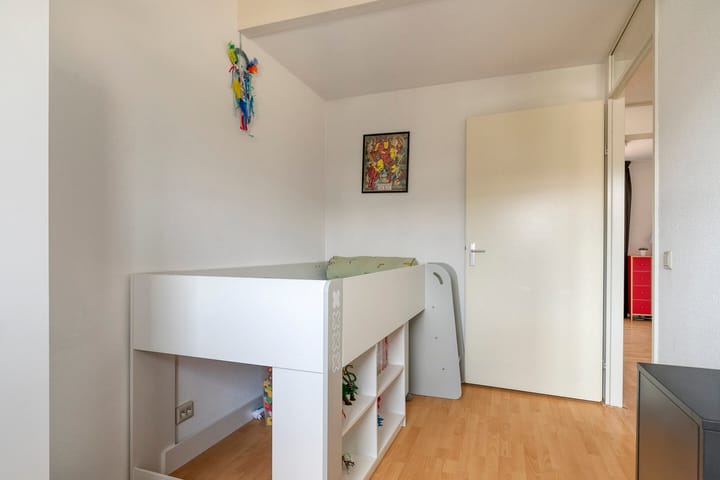 Photo 20 of Hooftstraat 27