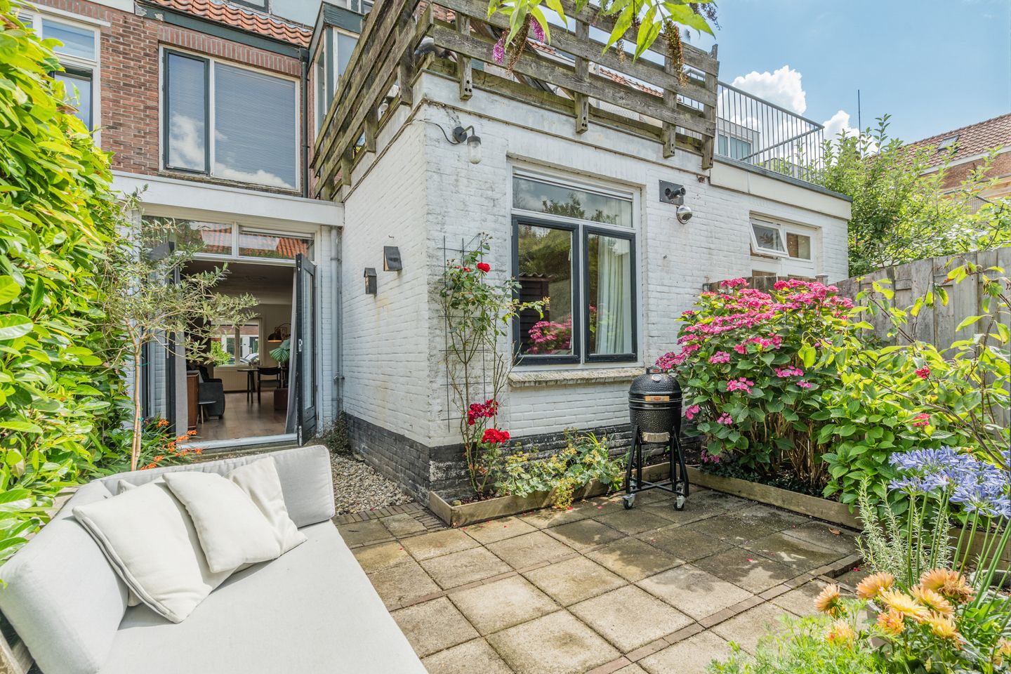 Photo 4 of Linnaeusstraat 38