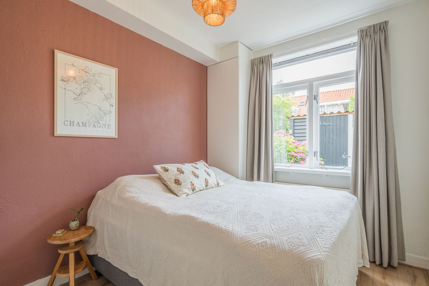 Photo 14 of Linnaeusstraat 38