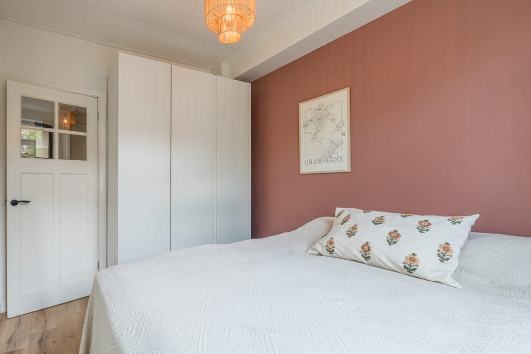 Photo 16 of Linnaeusstraat 38