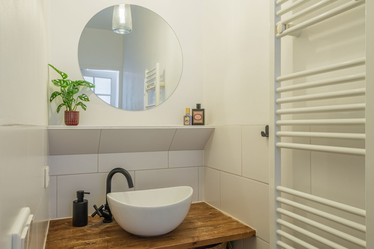 Photo 29 of Linnaeusstraat 38