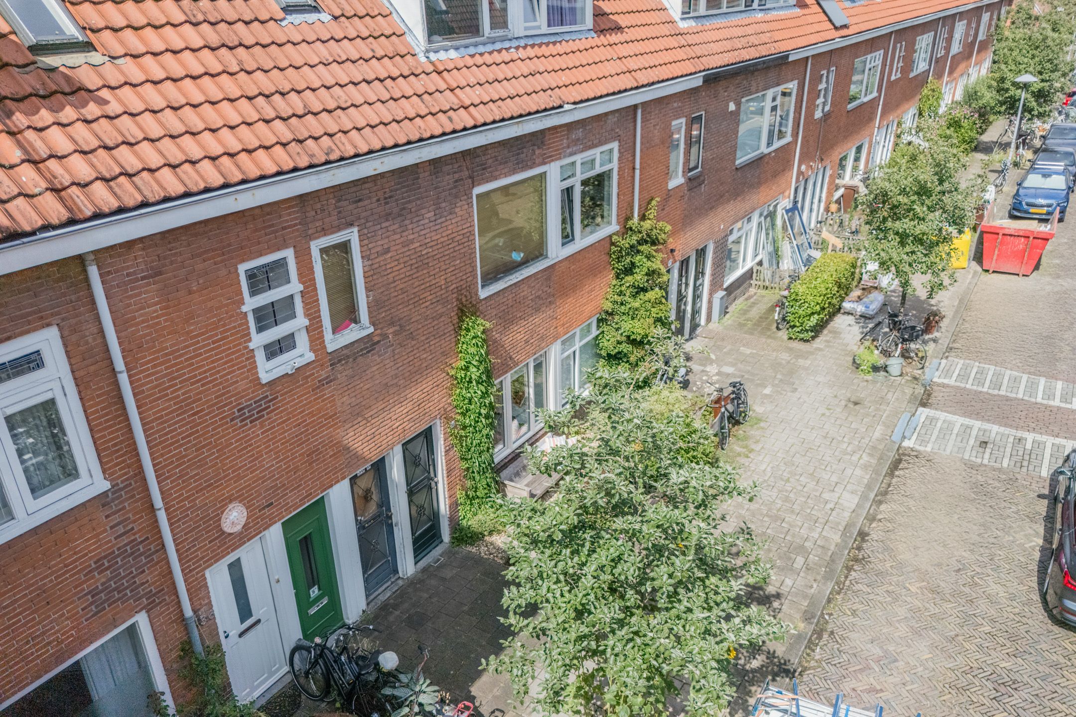 Photo 36 of Linnaeusstraat 38