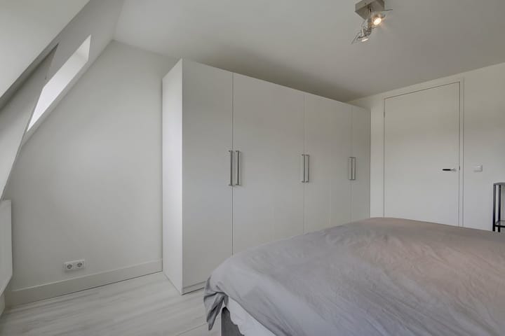 Photo 16 of Bellamystraat 39-E