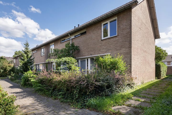 Foto 25 van Malvert 1257