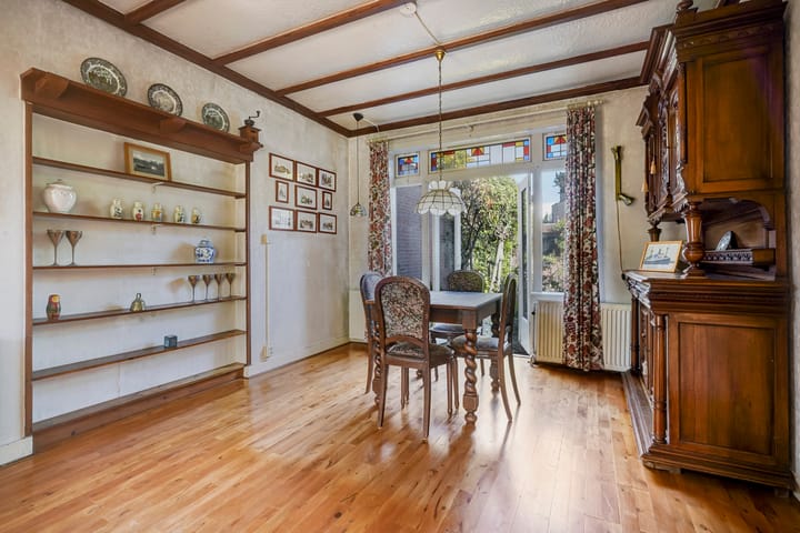 Foto 9 van Emmastraat 132