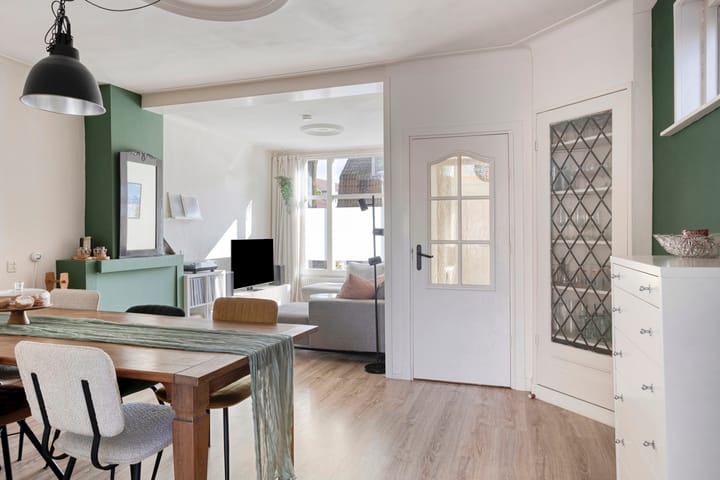 Foto 13 van Madoerastraat 43