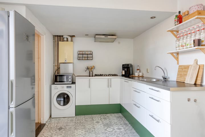 Foto 18 van Madoerastraat 43