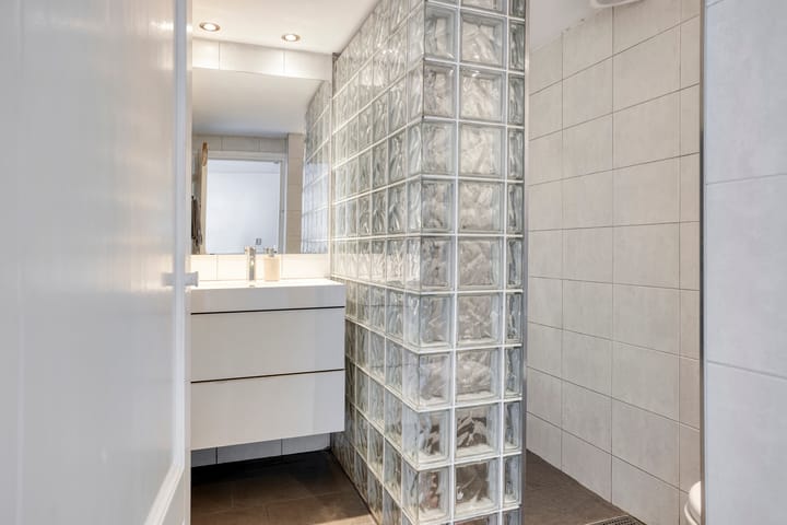 Foto 24 van Madoerastraat 43