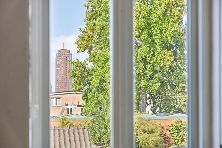 Foto 34 van Madoerastraat 43